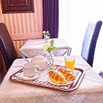 De La Vallee Hotel Paryż