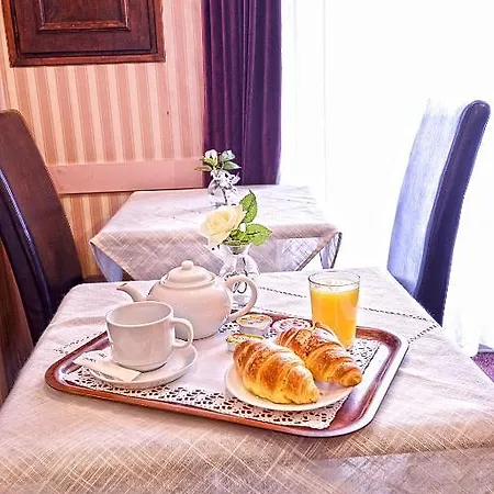 De La Vallee Otel Paris