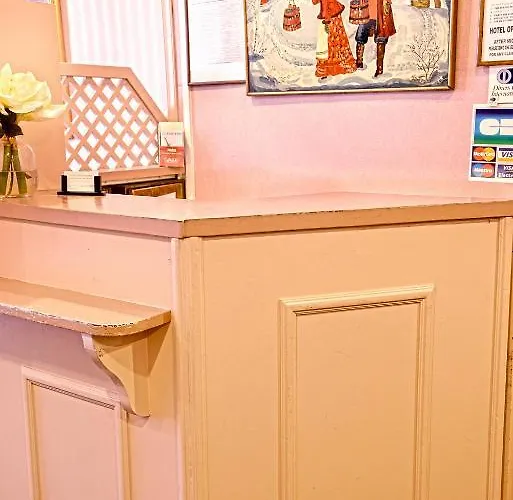 De La Vallee Отель *