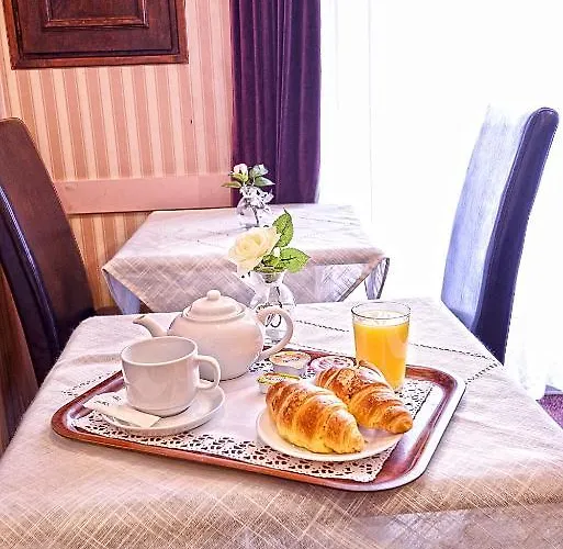 De La Vallee Отель Париж