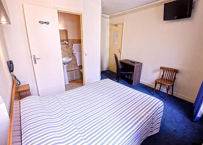 De La Vallee Отель Париж