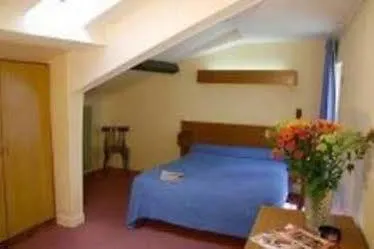 De La Vallee * باريس