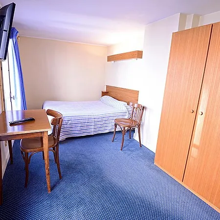 De La Vallee * Paris